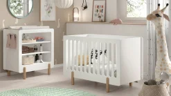 Clearance Babyledikant Smile met verzorgingstafel Babybed